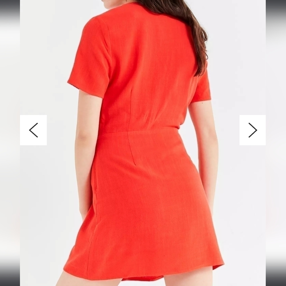 Moon River Asymmetrical Button-Down Linen Blend Mini Dress - Picture 5 of 11